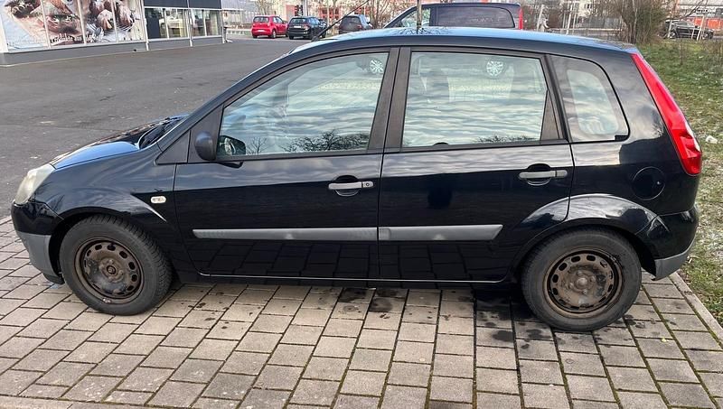 Gebraucht Ford Fiesta 69 PS (50 kW) 2006 Schwarz Kleinwagen
