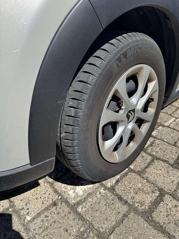 Gebraucht Citroën C3 Feel 82 PS (60 kW) 2017 Grau Kleinwagen