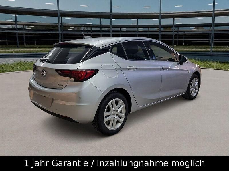 Gebraucht Opel Astra Dynamic 150 PS (110 kW) 2016 Silber Limousine