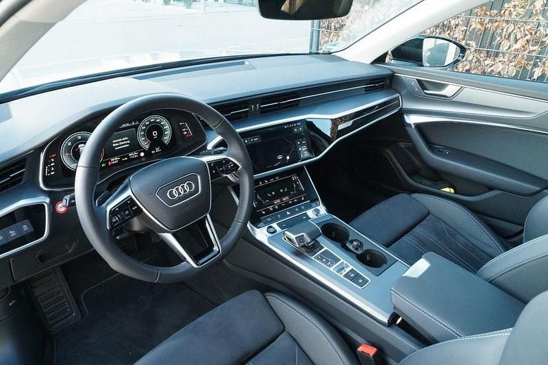 Second-hand Audi A6 Advanced 163 CP (119 kW) 2025 Argintiu Break