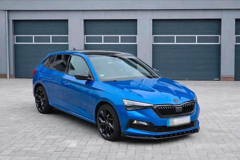 Używany Skoda Scala Ambiente 150 KM (110 kW) 2019 Niebieski Hatchback