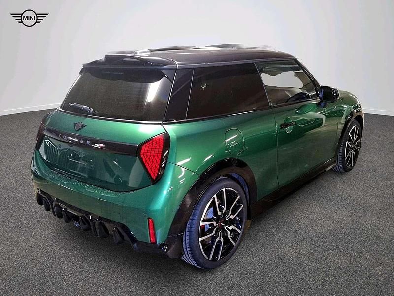 Gebraucht Mini John Cooper Works 231 PS (169 kW) 2025 Grün Kleinwagen
