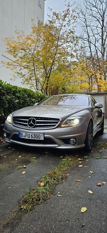Silber Gebraucht 2007 Mercedes CL63 AMG AMG Coupé | 30.000 € (Fairer Preis) - Bild 1/4