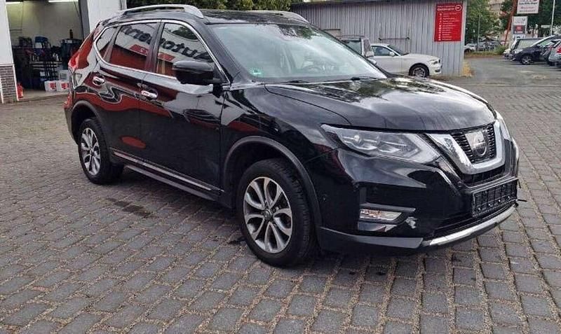 Schwarz Gebraucht 2017 Nissan X-Trail Tekna SUV | 17.100 € (Fairer Preis) - Bild 1/4