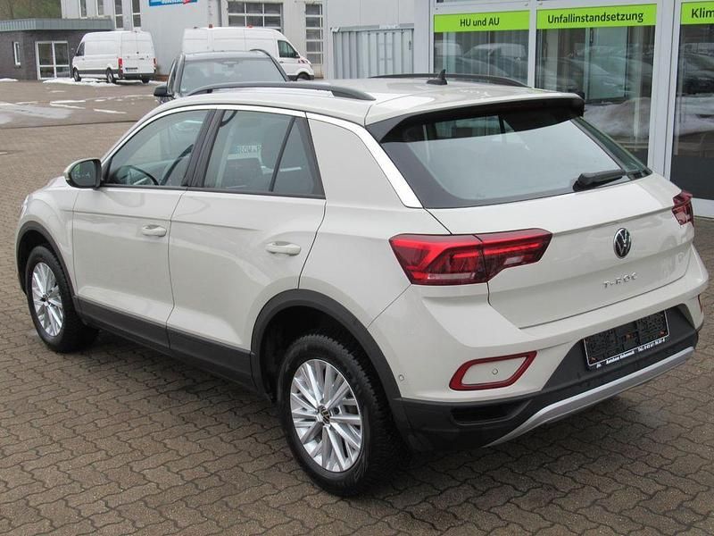 Gebraucht VW T-Roc Life 150 PS (110 kW) 2024 Grau SUV