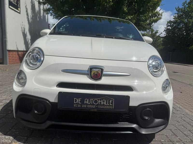 Gebraucht Abarth 595 145 PS (106 kW) 2018 Weiß Kleinwagen