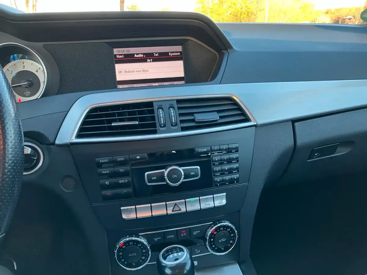 Gebraucht Mercedes C200 135 PS (99 kW) 2013 Schwarz Limousine