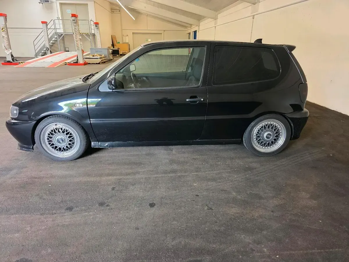 Gebraucht VW Polo GTI 120 PS (88 kW) 1999 Schwarz Kleinwagen