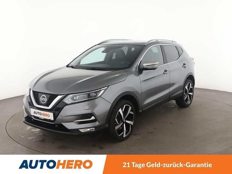 Grau Gebraucht 2018 Nissan Qashqai Acenta SUV | 16.790 € (Teuer) - Bild 1/3