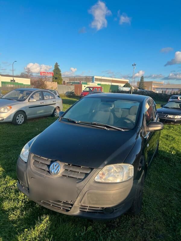 Schwarz Gebraucht 2006 VW Fox Kleinwagen | 800 € (Guter Preis) - Bild 1/3