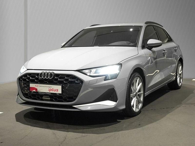 Gebraucht Audi A3 Advanced 150 PS (110 kW) 2025 Pfeilgrau perleffekt Limousine