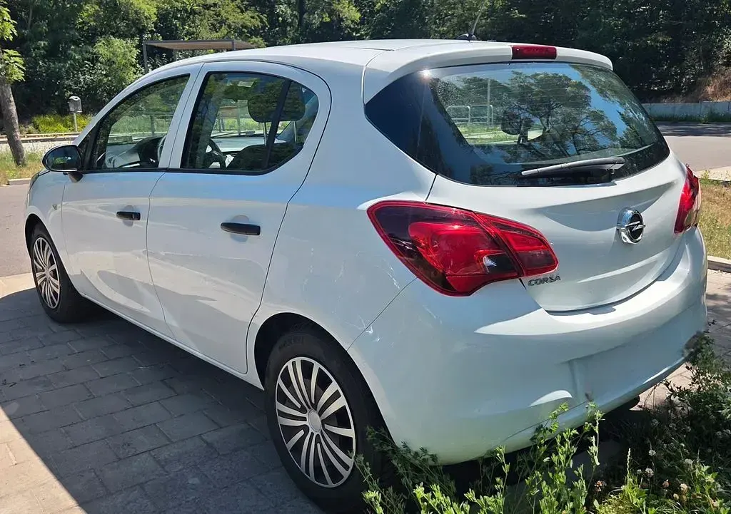Gebraucht Opel Corsa 69 PS (50 kW) 2018 Weiß Kleinwagen