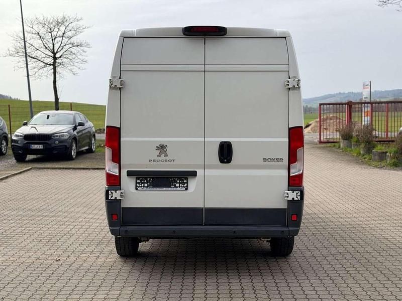 Gebraucht Peugeot Boxer 131 PS (96 kW) 2017 Weiß Van