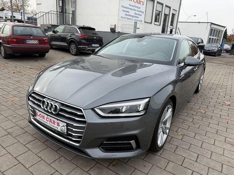 Grau Gebraucht 2019 Audi A5 Sportback Sport Kleinwagen | 28.990 € (Teuer) - Bild 1/4