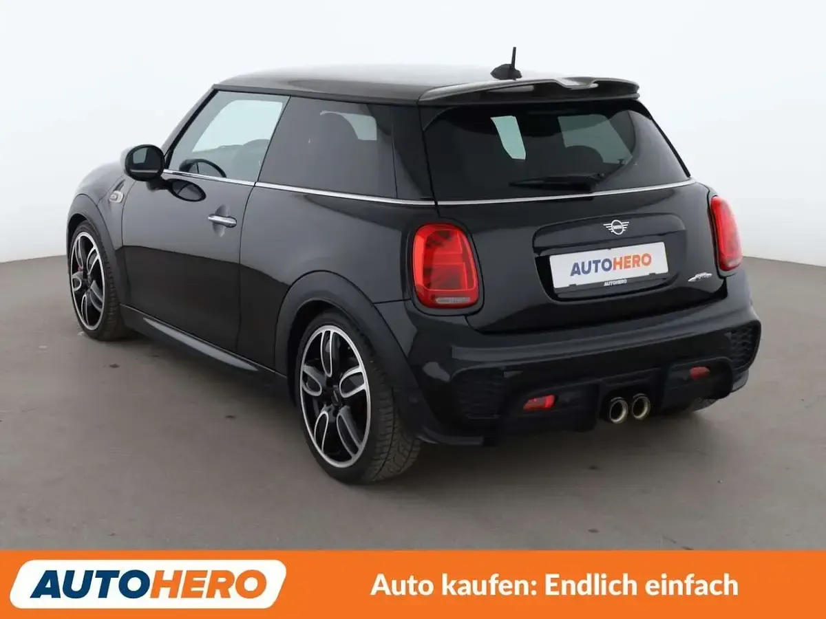 Gebraucht Mini John Cooper Works 231 PS (169 kW) 2020 Schwarz Kleinwagen