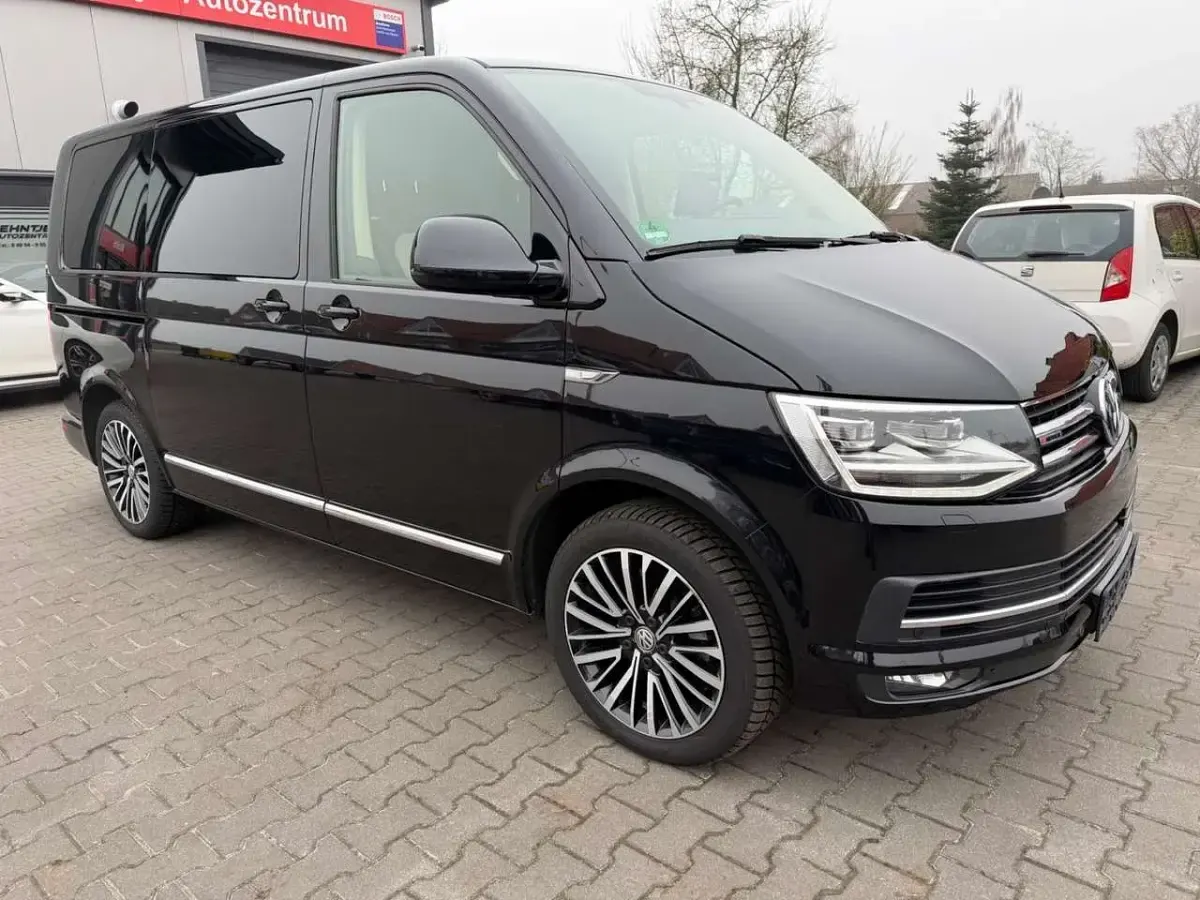 Gebraucht VW Multivan Highline 210 PS (154 kW) 2016 Schwarz Van / Kleinbus