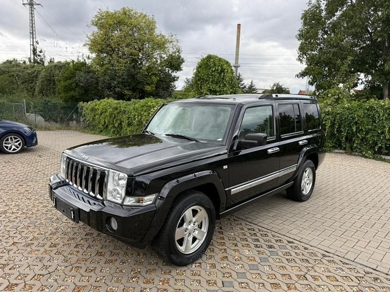 Schwarz Gebraucht 2008 Jeep Commander SUV | 10.400 € (Fairer Preis) - Bild 1/4