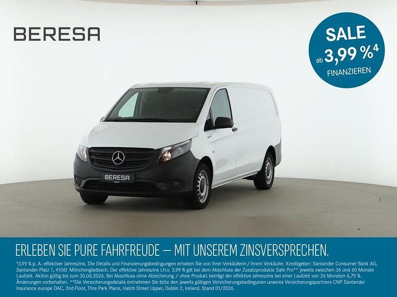 Weiß Gebraucht 2021 Mercedes e-Vito Van / Kleinbus | 13.423 € (Superpreis) - Bild 1/4