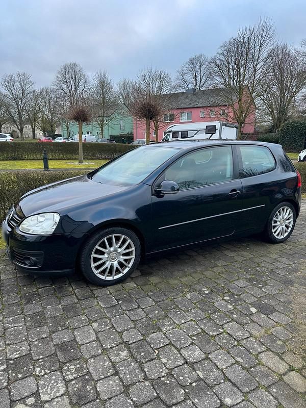 Gebraucht VW Golf GT 170 PS (125 kW) 2006 Blau Coupé