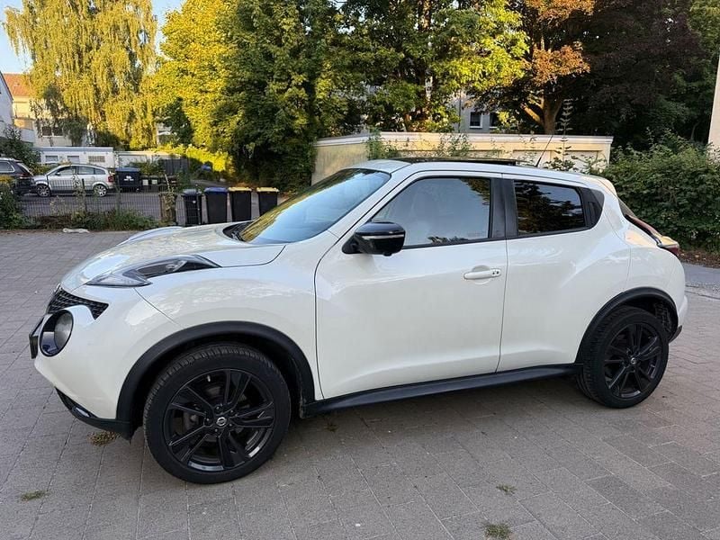 Weiß Gebraucht 2015 Nissan Juke Tekna SUV | 11.999 € (Fairer Preis) - Bild 1/4