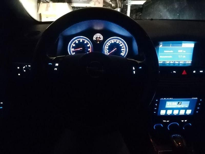 Gebraucht Opel Astra GTC OPC 170 PS (125 kW) 2008 Schwarz Coupé