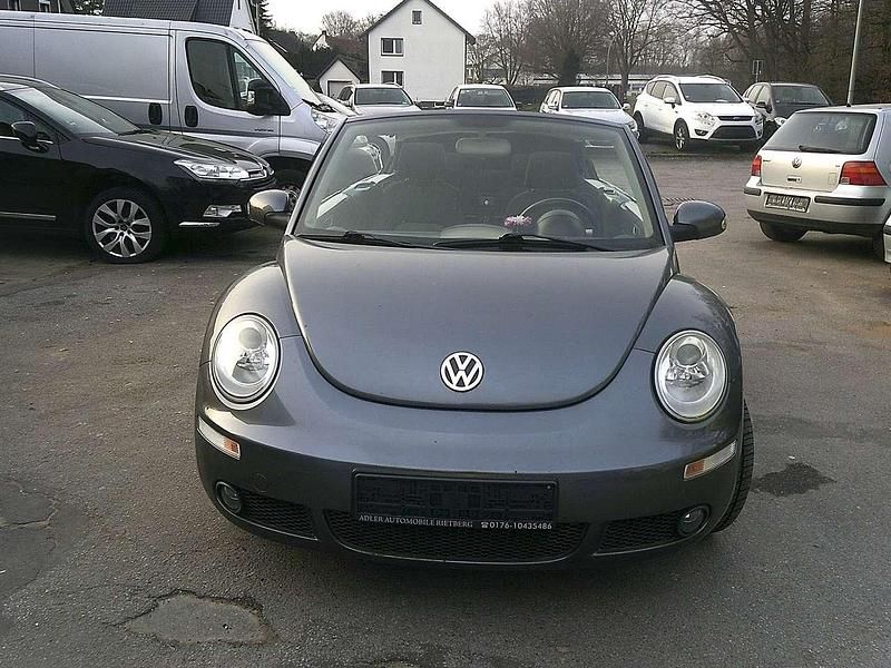 Gebraucht VW New Beetle 105 PS (77 kW) 2007 Platinum grey metallic Kleinwagen
