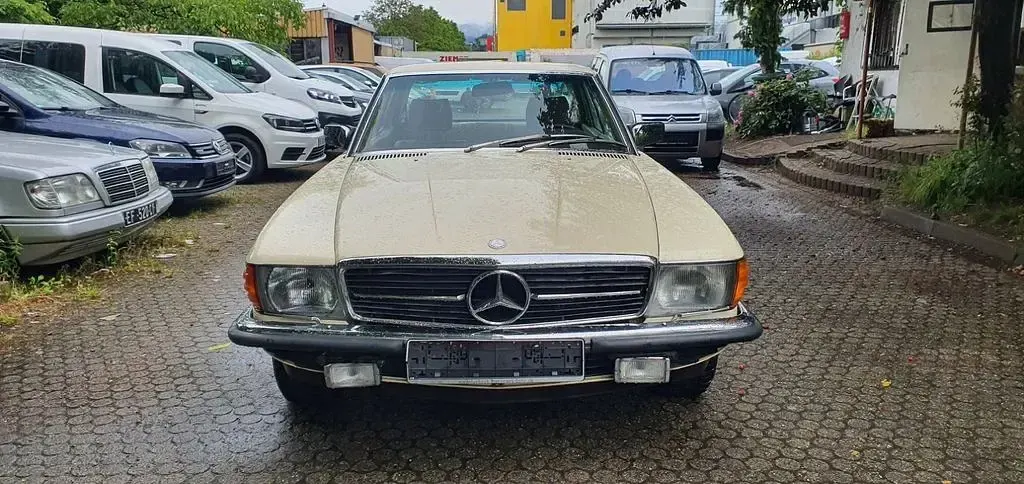 Gebraucht Mercedes SLC280 185 PS (136 kW) 1982 Beige