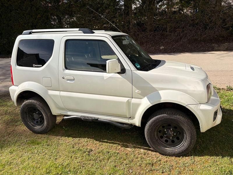 Gebraucht Suzuki Jimny 84 PS (61 kW) 2016 Weiß SUV