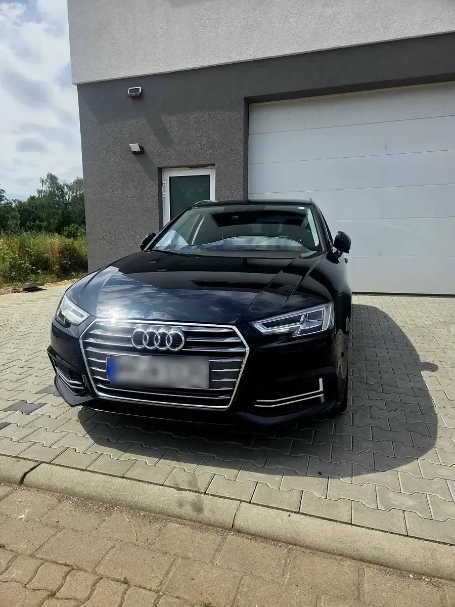 Gebraucht Audi A4 S-Line 150 PS (110 kW) 2018 Schwarz Kombi