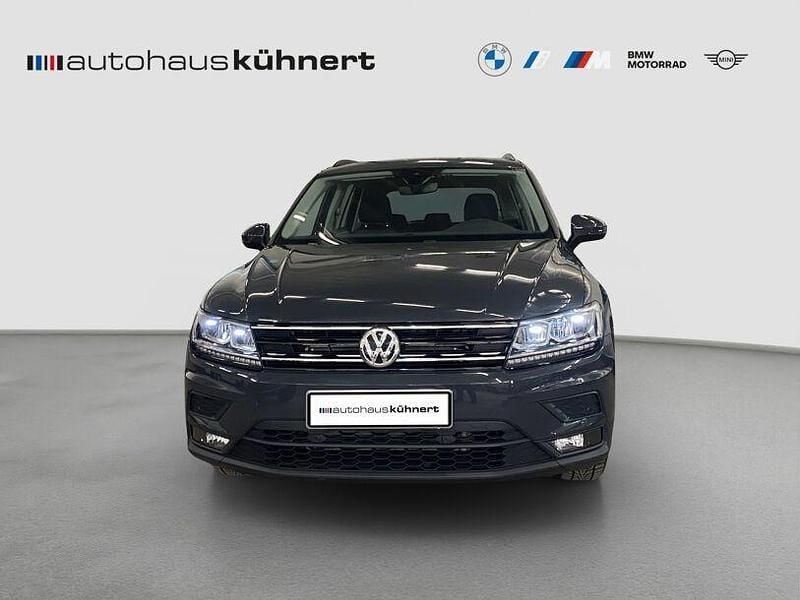 Gebraucht VW Tiguan Trendline 125 PS (91 kW) 2018 Grau SUV
