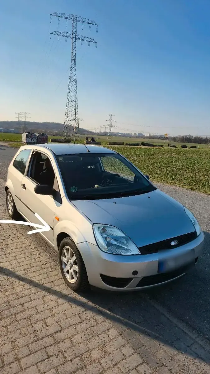 Gebraucht Ford Fiesta 60 PS (44 kW) 2005 Grau Kleinwagen