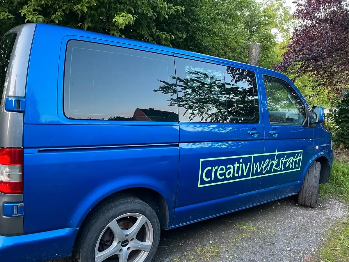 Gebraucht VW Caravelle 174 PS (127 kW) 2006 Blau Van