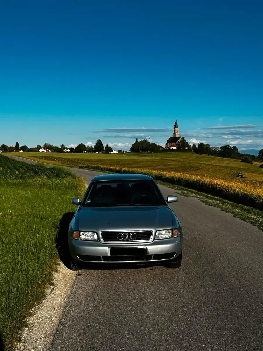 Gebraucht Audi A4 102 PS (75 kW) 1998 Grau Limousine