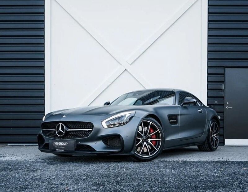 Schwarz Gebraucht 2015 Mercedes AMG GT S AMG Coupé | 99.375 € - Bild 1/4
