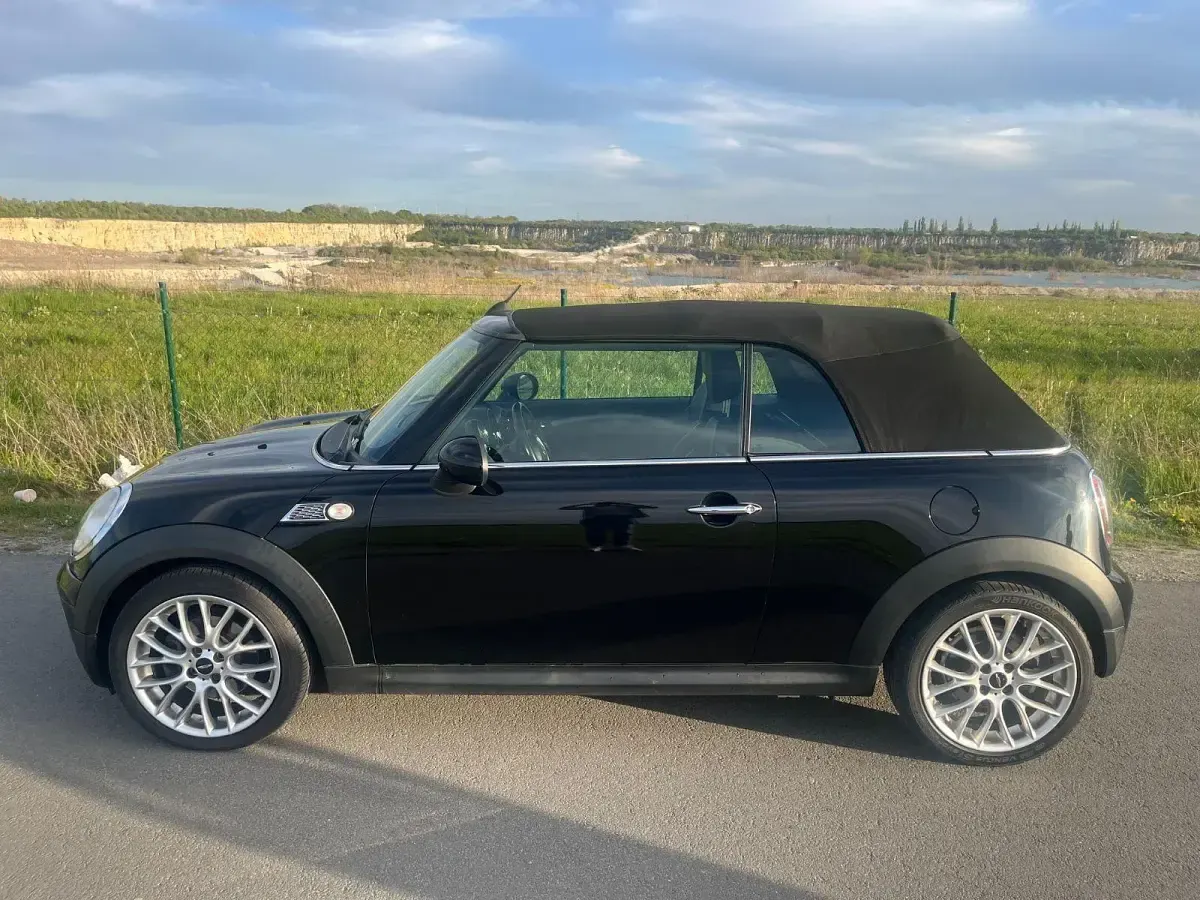 Usata Mini ONE 98 CV (72 kW) 2010 Nero Utilitaria