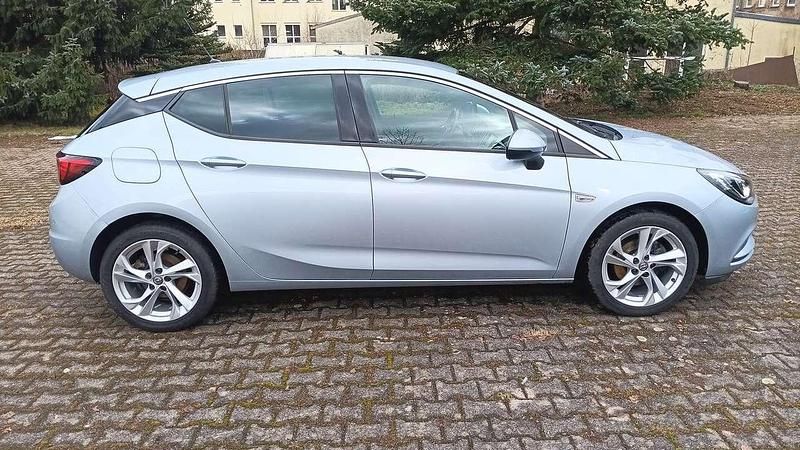Gebraucht Opel Astra Dynamic 125 PS (91 kW) 2019 Diamantblau Limousine