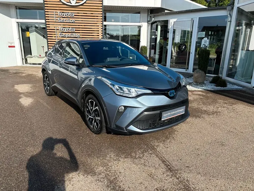 Gebraucht Toyota C-HR Team 122 PS (89 kW) 2021 Blau SUV