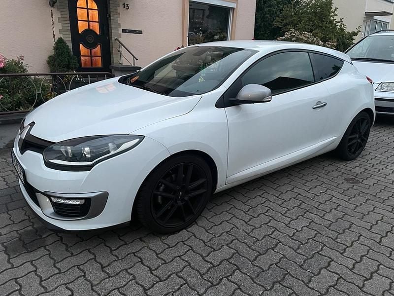 Weiß Gebraucht 2015 Renault Mégane Coupé Coupé | 8.000 € - Bild 1/4