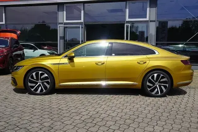 Gebraucht VW Arteon R-line 190 PS (139 kW) 2019 Gold Kleinwagen