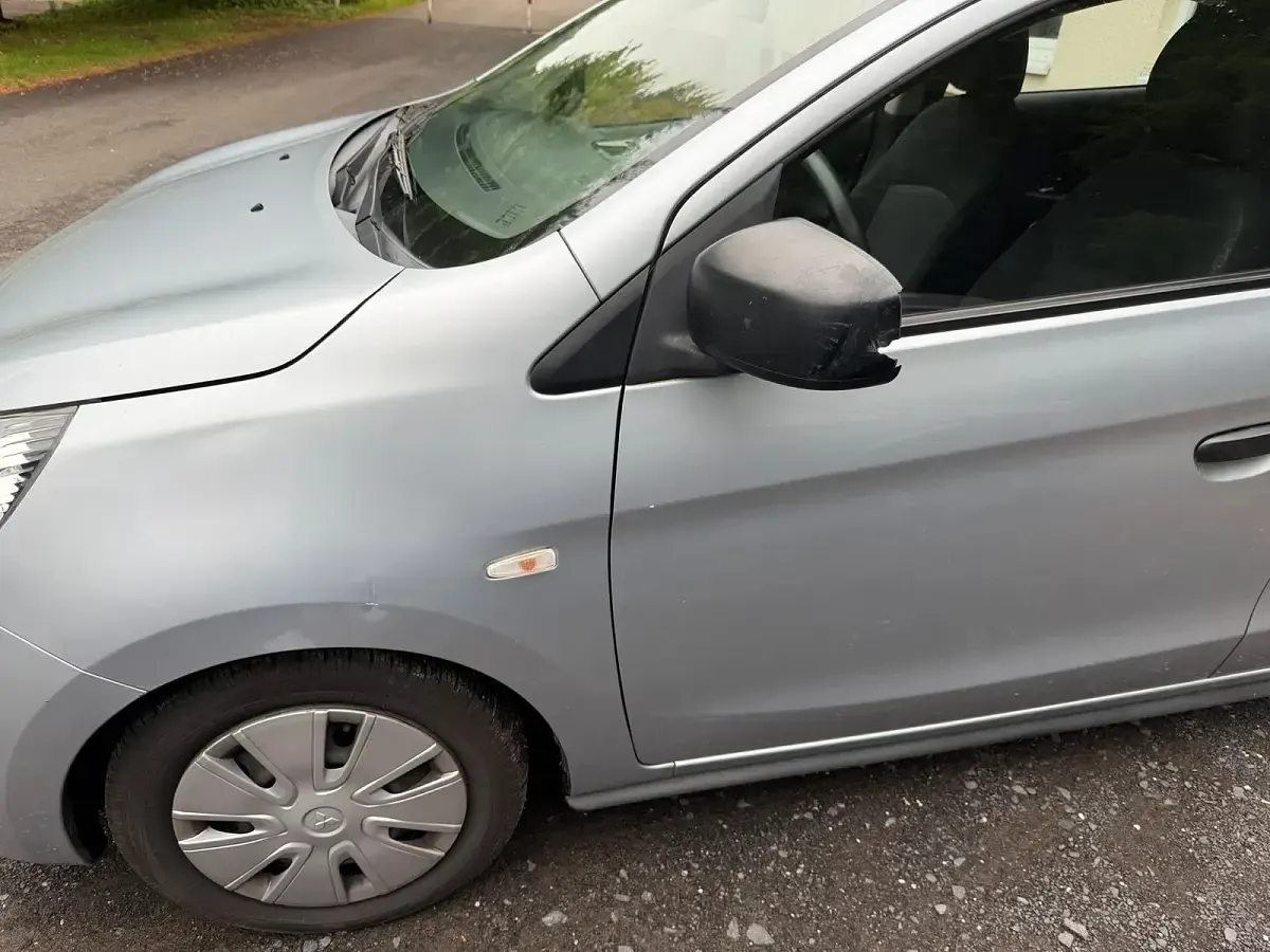 Gebraucht Mitsubishi Space Star 71 PS (52 kW) 2015 Grau Kleinwagen