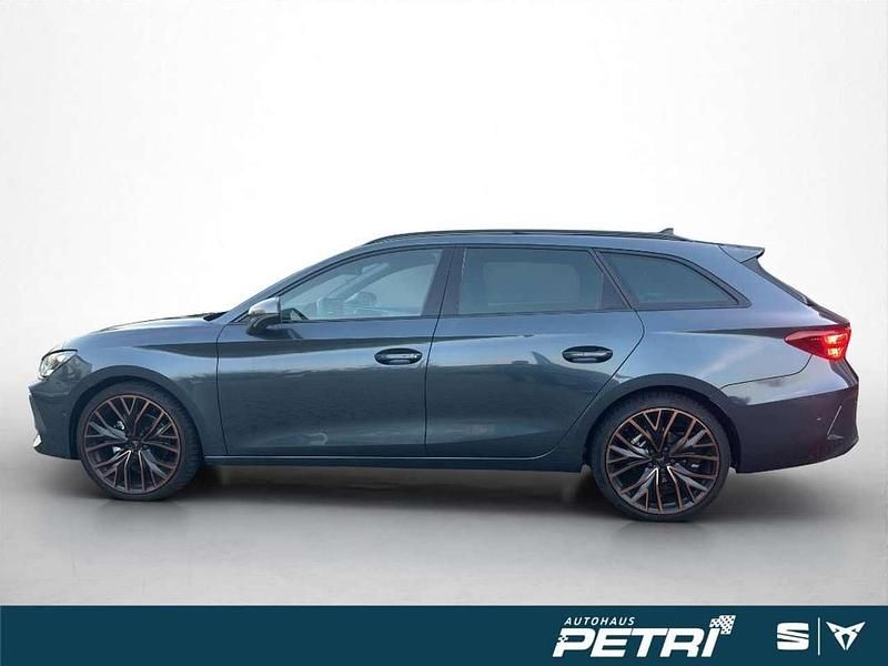Gebraucht Cupra Leon 150 PS (110 kW) 2025 Magnetic grau Kombi