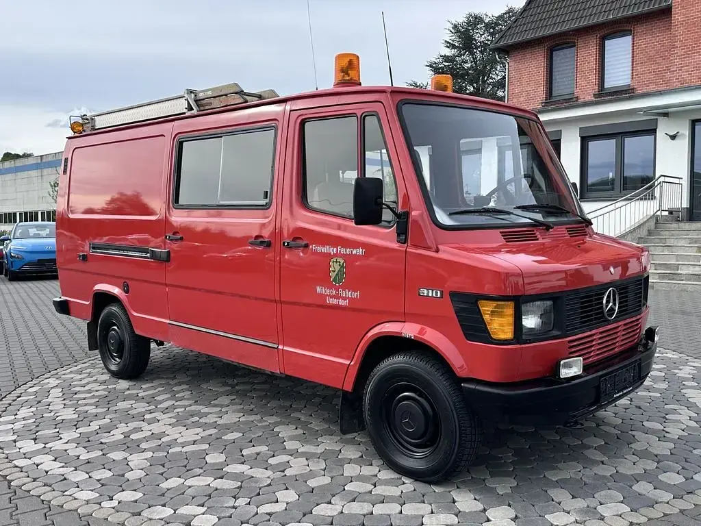 Gebraucht Mercedes T1 95 PS (69 kW) 1987 Rot Van