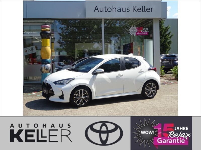 Schneeweiß Neu 2024 Toyota Yaris Hybrid Style Kleinwagen | 26.960 € (Guter Preis) - Bild 1/4