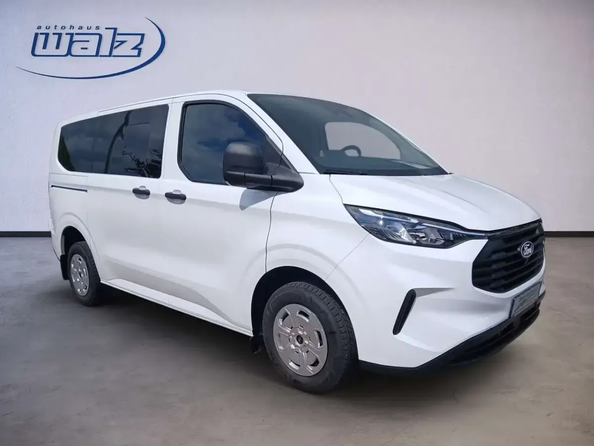 Neu Ford Transit Custom Trend 136 PS (100 kW) 2026 Frostweiß Kombi