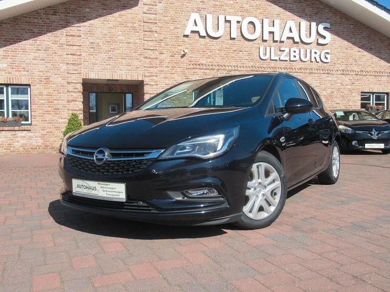 Second-hand Opel Astra Active 110 CP (80 kW) 2018 Albastru Berlinǎ