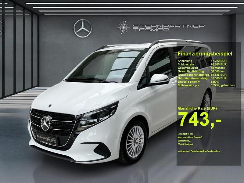 Weiß Gebraucht 2024 Mercedes V220 Style Van / Kleinbus | 67.777 € - Bild 1/3