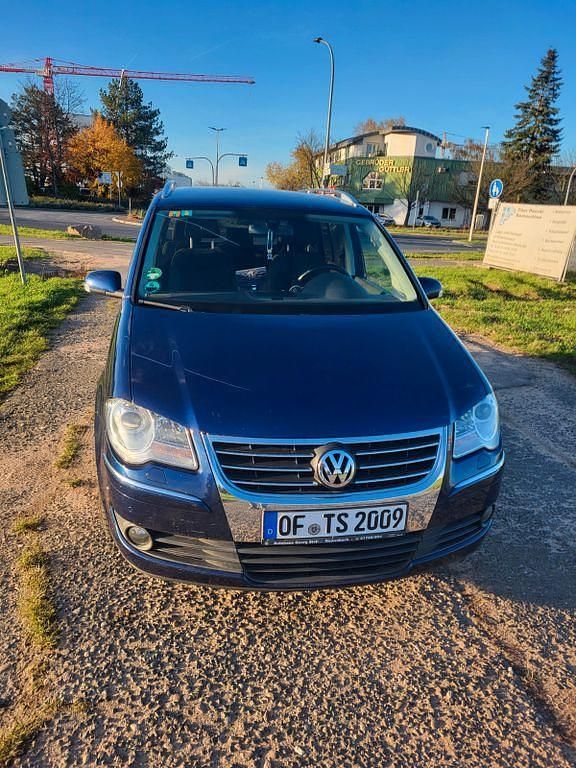 Blau Gebraucht 2008 VW Touran Highline Van / Kleinbus | 5.000 € (Etwas zu teuer) - Bild 1/4