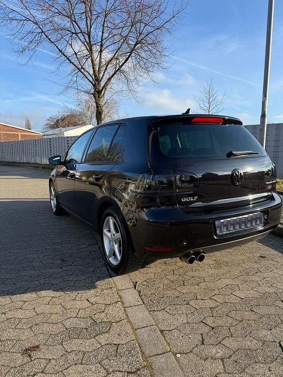Gebraucht VW Golf VII 122 PS (89 kW) 2012 Schwarz Limousine