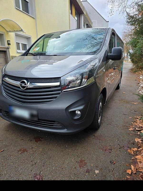 Gebraucht Opel Vivaro 120 PS (88 kW) 2018 Grau Van / Kleinbus
