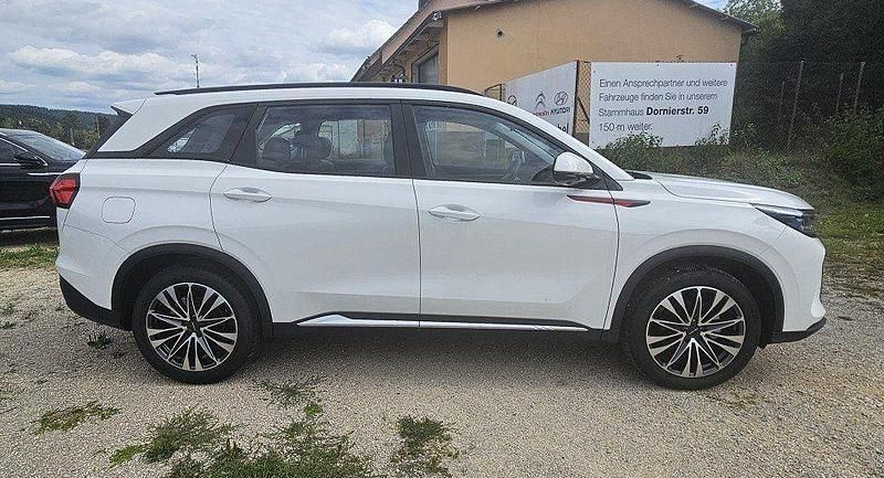 Neu DFSK Fengon 177 PS (130 kW) 2025 Galaxy white SUV